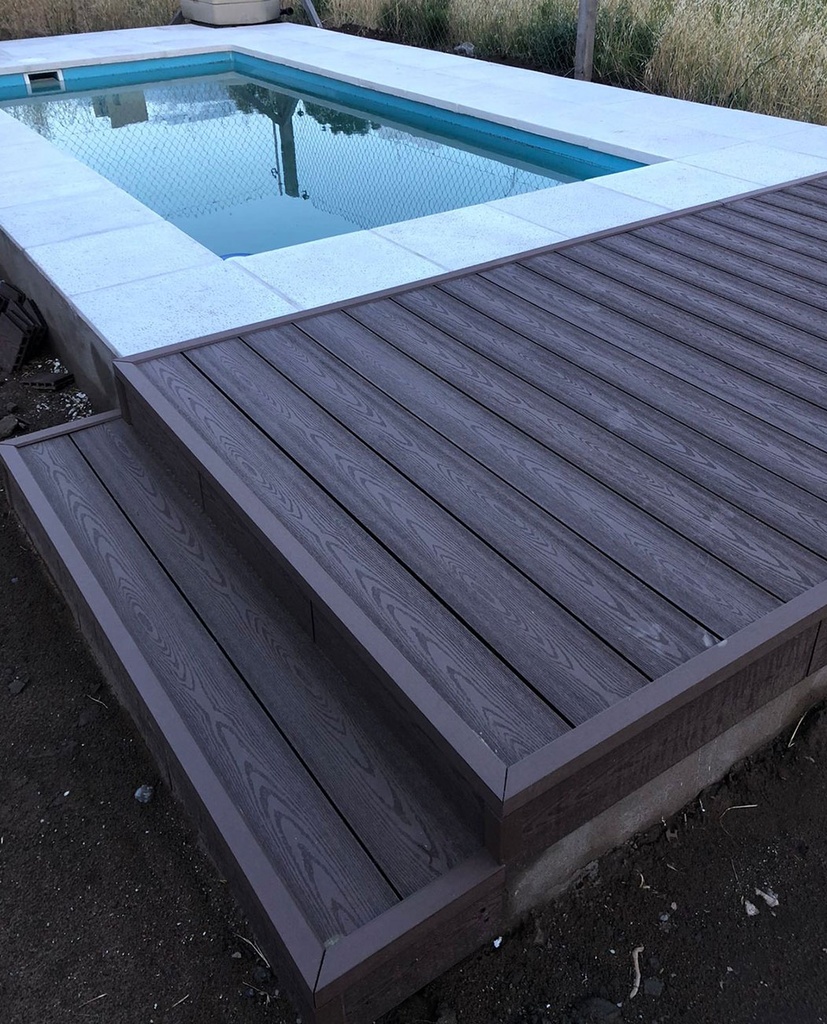 Deck WPC Linea Mile con Alfajias, Clips y Tornillos