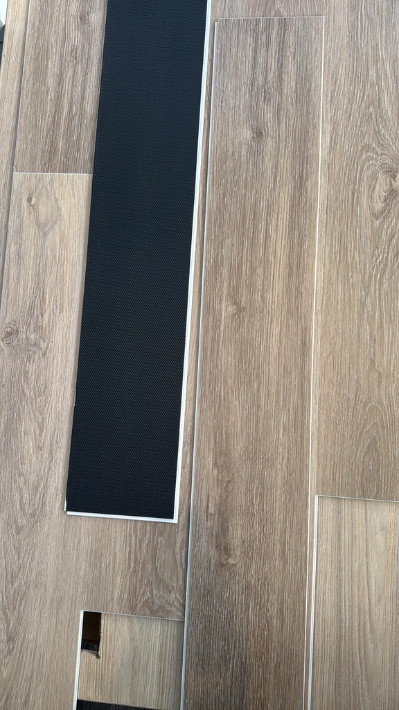 Piso Vinílico SPC 5mm - Línea Wunder Flooring