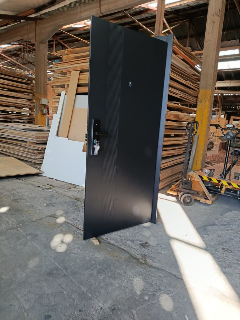 Puerta Terranova 50 mm - Negra Lolix