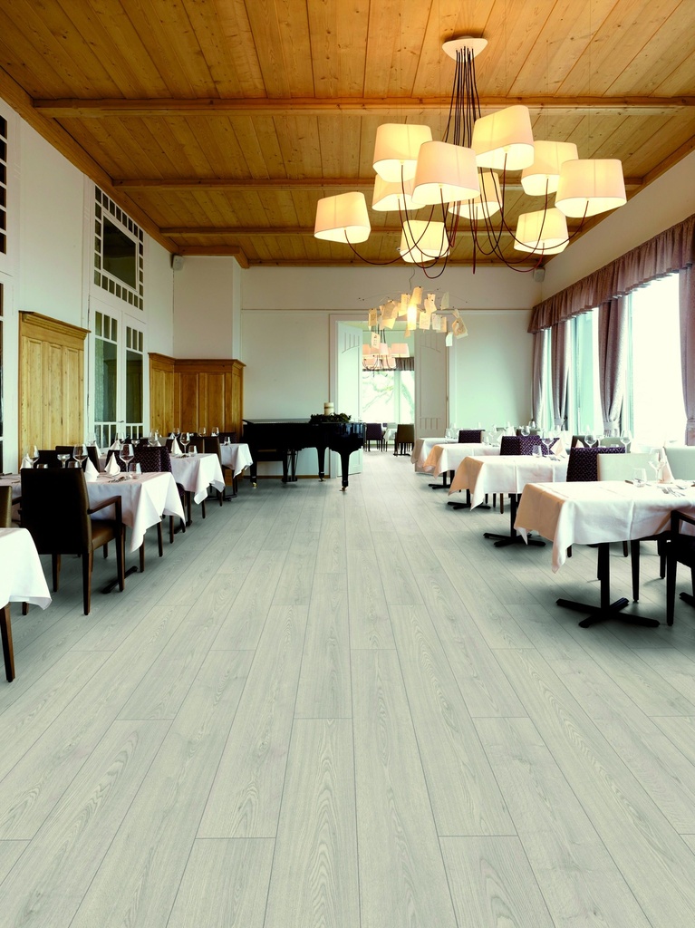 Piso Flotante 12mm Roble Matterhorn