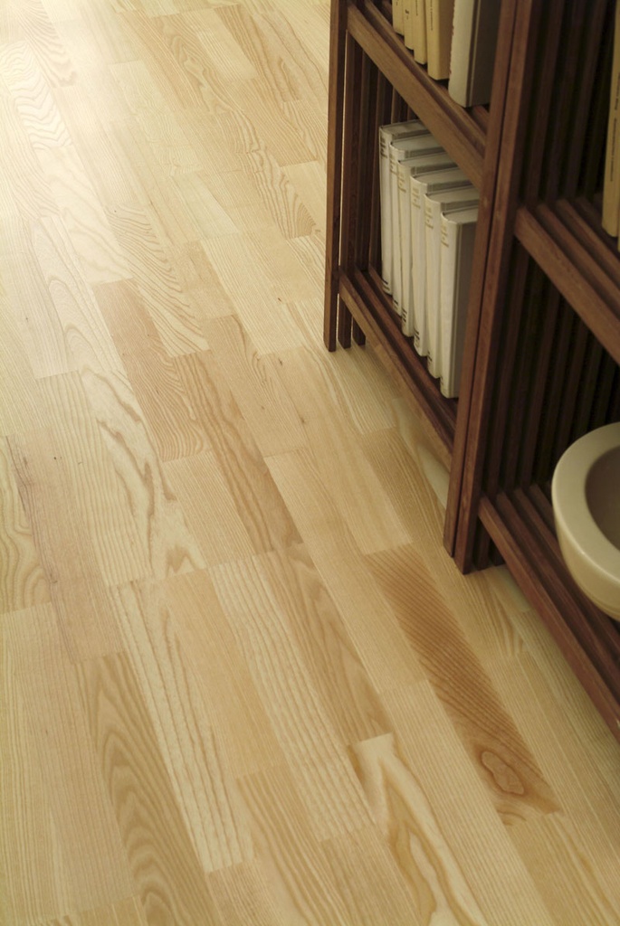Piso de Madera Estructurado 14mm Fresno (3 Lamas)